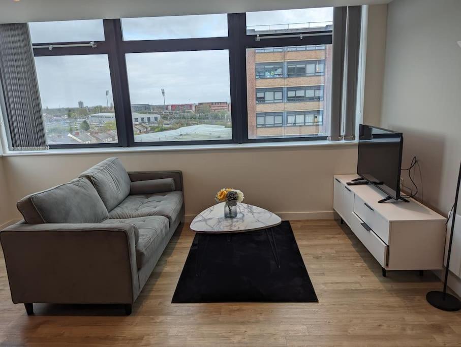 Lovely 1 Bed Apartment - Old Trafford Manchester Exteriör bild