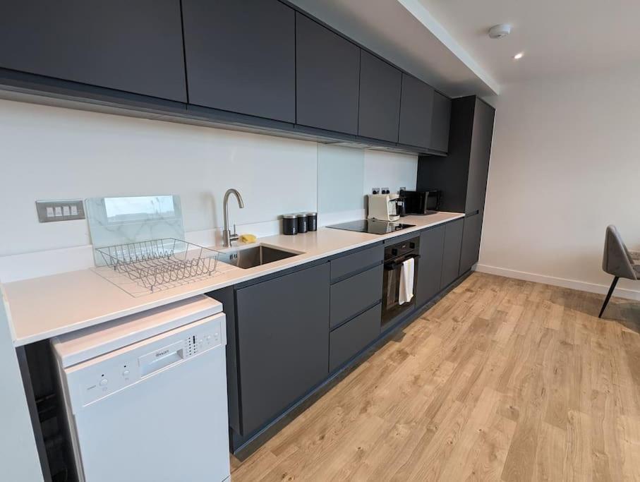 Lovely 1 Bed Apartment - Old Trafford Manchester Exteriör bild